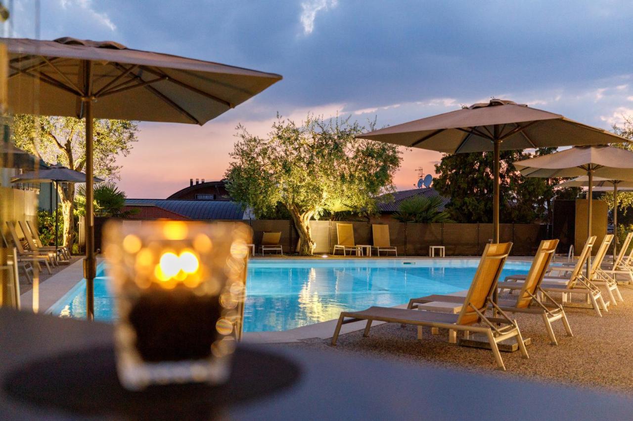 Art Hotel Ventaglio Bardolino Exterior photo